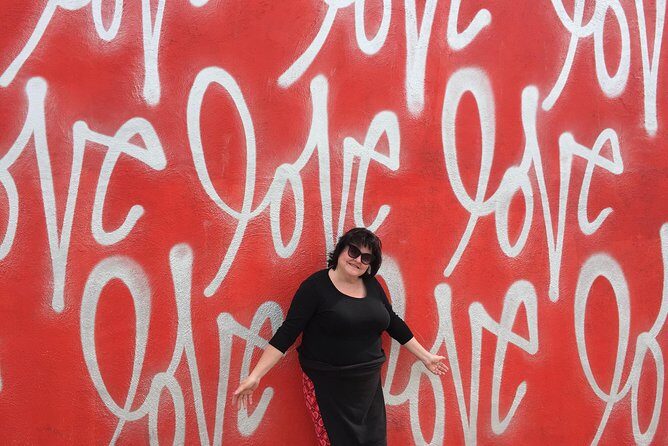 Pose by Unique sites in LA and become Instagram Famous - A Deep Dive into the Experience