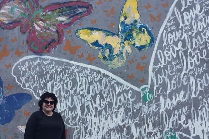 Pose by Unique sites in LA and become Instagram Famous - FAQ
