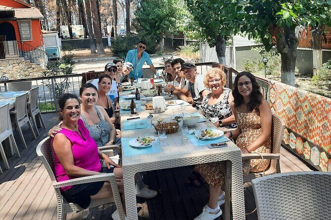 POTTERY PAINTING & WINE TASTING Tour from Kusadasi Port - What Sets This Tour Apart?