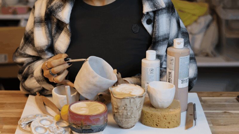 Pottery Workshop and Wine  Barcelona - What to Expect During Your Pottery Experience in Barcelona