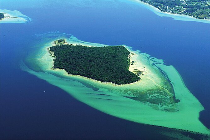 Power Island Guided Jetski Tour - The Experience in Detail: Navigating the Waters of Traverse City