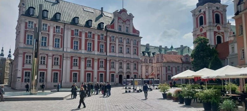 Pozna: Guided Bike/E-Bike Tour with Local Attractions - Key Points