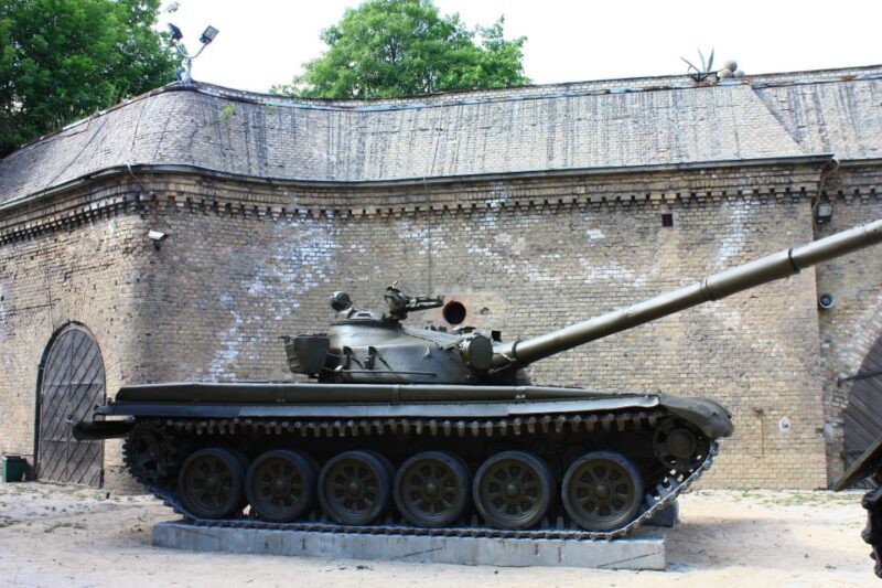 Poznan Old Town and Citadel Park Private Walking Tour - A Detailed Look at the Poznan Old Town and Citadel Park Private Tour