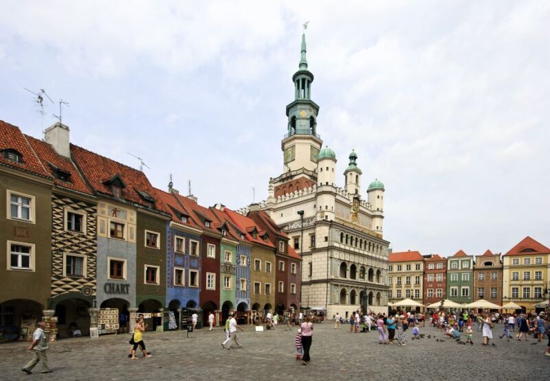 Poznan Old Town and Croissant Museum Private Walking Tour - Architectural Highlights and Legends