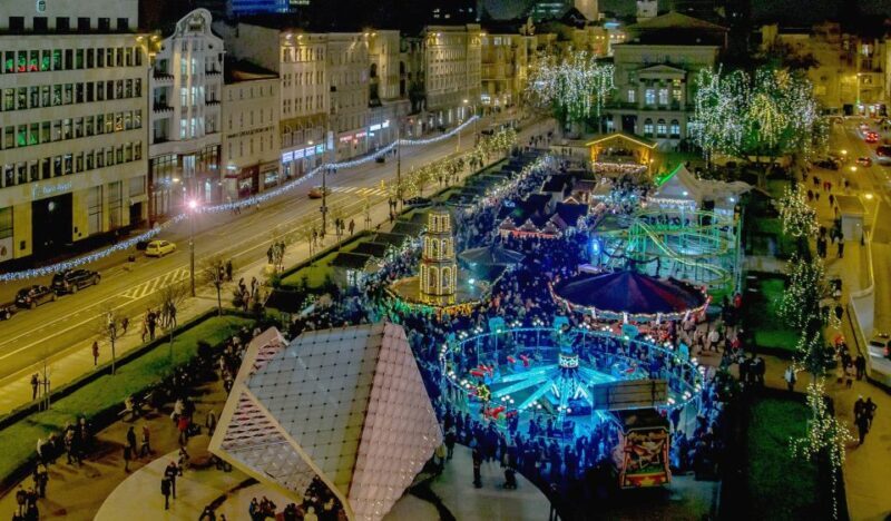 Poznan: Old Town, Srodka District, & Cathedral Private Tour - Key Points