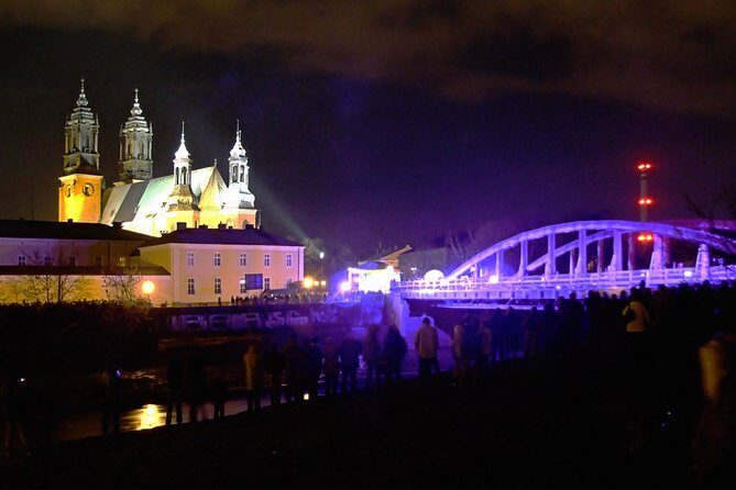 Poznan: Srodka District and Cathedral Island Private Walking Tour - Key Points