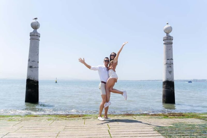 Praça do Comércio: Professional Photoshoot with a Local - Praça do Comércio: Professional Photoshoot with a Local