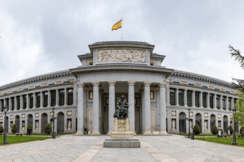 Prado Museum and Royal Palace Private Tour - Key Points