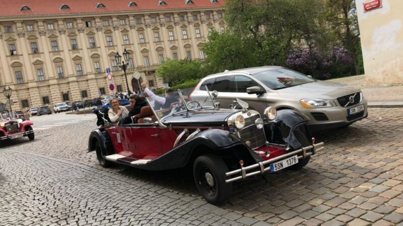 Prague: 1-Hour Private Tour in Vintage Car - The Guides and Their Insights