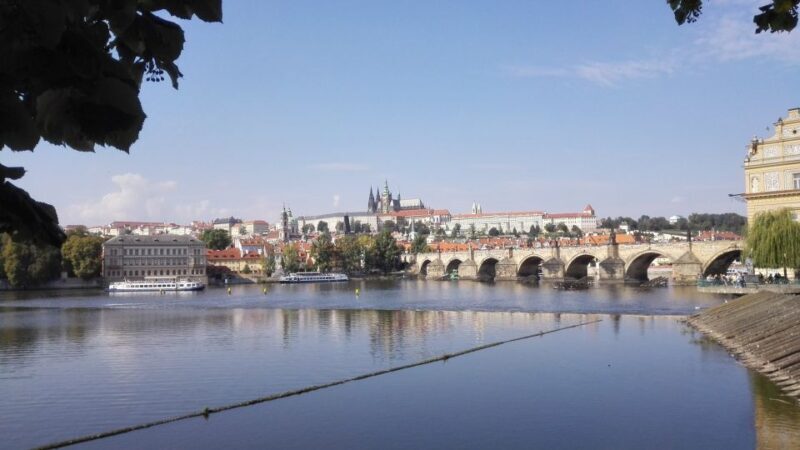 Prague 3-Hour Architectural Tour - Key Points