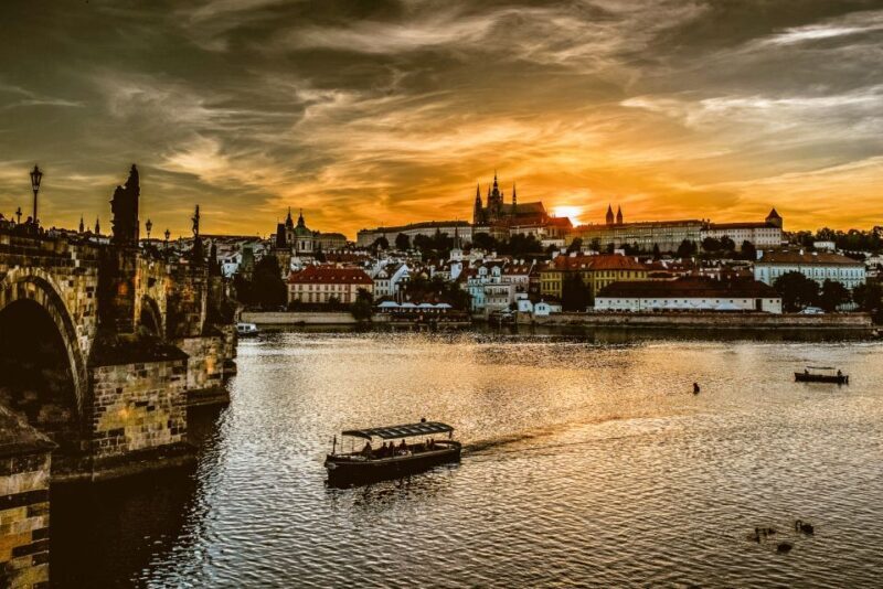 Prague: 45-Minute Sightseeing Cruise to Devil's Channel - Authenticity and Unique Insights