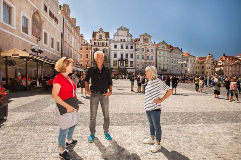 Prague: 6-Hour City Tour including Cruise and Lunch - FAQ
