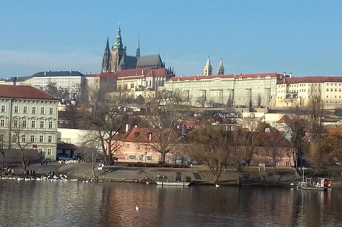 Prague Airport Private Arrival Transfer - FAQs