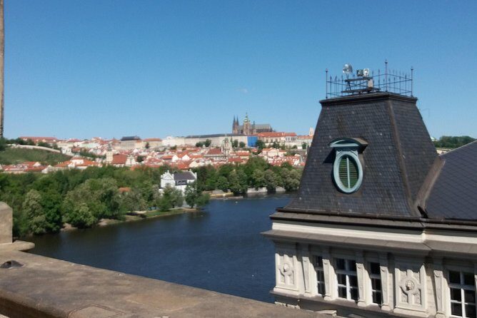 Prague Airport Private Departure Transfer - Who Is This Transfer Best For?