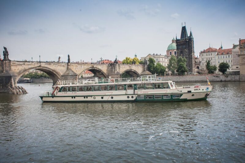 Prague: An unforgettable 2-hour cruise on the Vltava River. - Who Will Love This Experience?