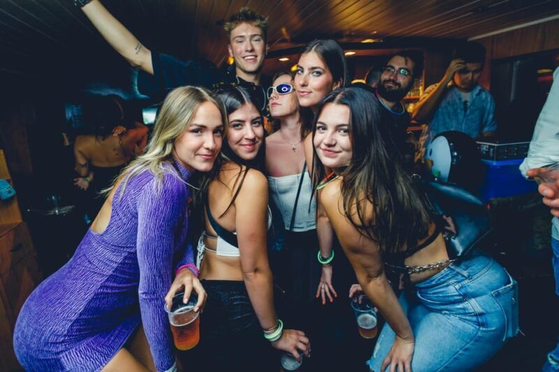 Prague: Boat Party with Unlimited Drinks & After Party Entry - The Experience in Detail: What You Can Expect