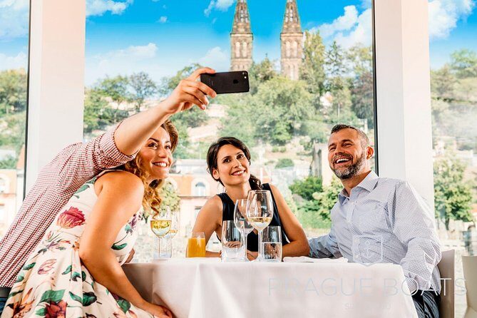 Prague Boats 2-hour Lunch Cruise - Prague Boats 2-hour Lunch Cruise Review