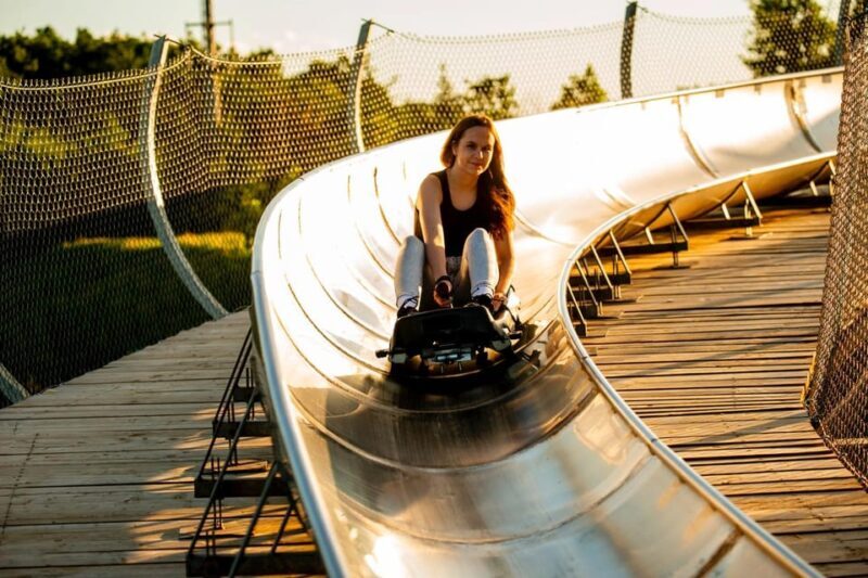 Prague Bobsledding & Private Transport - Key Points