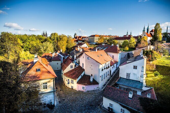 Prague Castle District Tour - Key Points