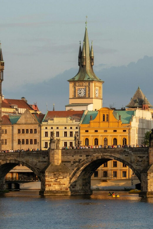 PRAGUE CASTLE: PRIVATE FAIRYTALE WALKING TOUR - Key Points