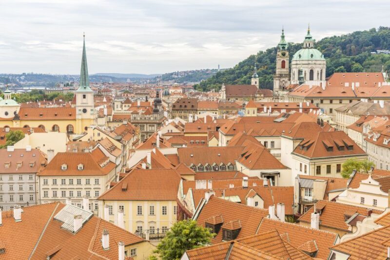 Prague: Castle Tour with Local Guide and Entry Ticket - Why This Tour Offers Great Value