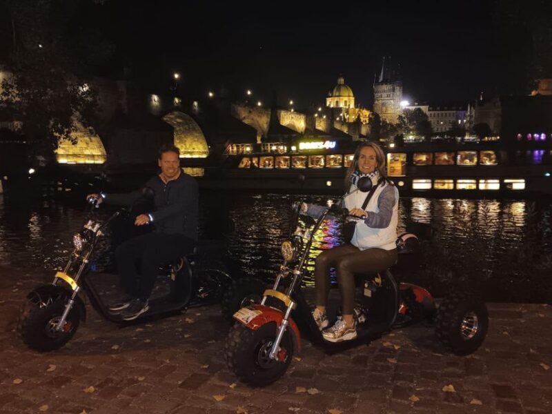 Prague City sightseeing in Night Trike Tour - Key Points
