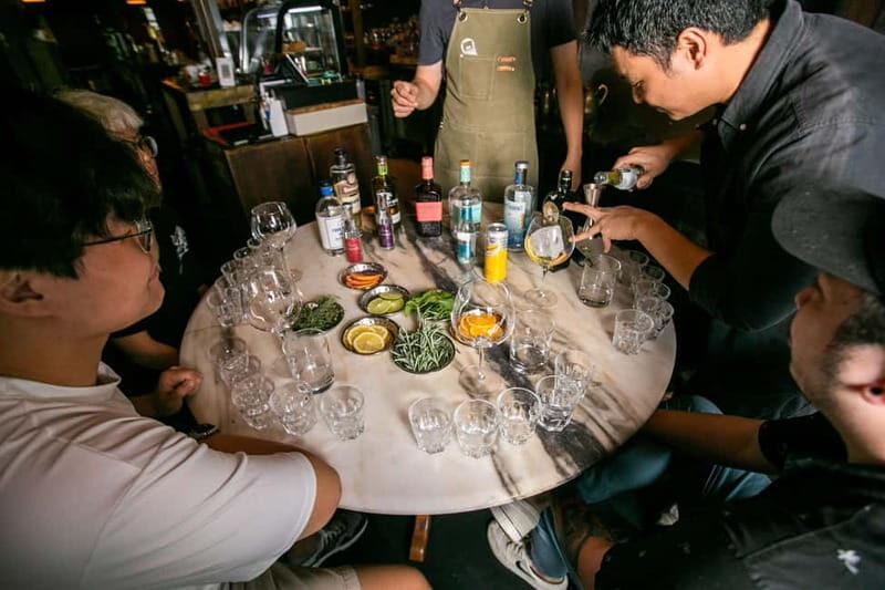 Prague: Cocktail-Making Workshop with Mixologist - Key Points