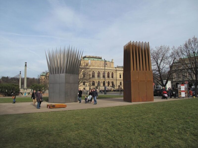 Prague: Communism Tour & Museum Visit - Exploring the Communism Tour & Museum Visit in Detail