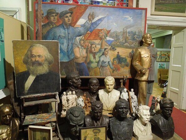 Prague Communism tour with visit of Communism museum - What to Expect from the Prague Communism Tour