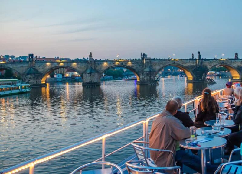 Prague: Dinner Cruise with Hotel Pickup and Drop-off - Key Points