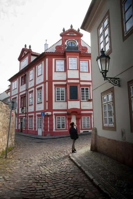 Prague: Discover Hidden Gems with a Local - Key Points