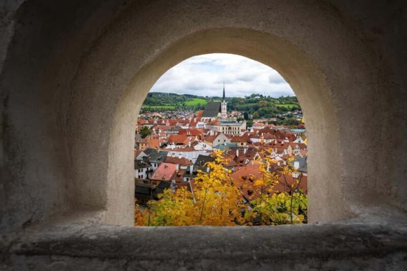 Prague: eský Krumlov & Bohemian Village Day Trip with Lunch - Practical Details and Considerations