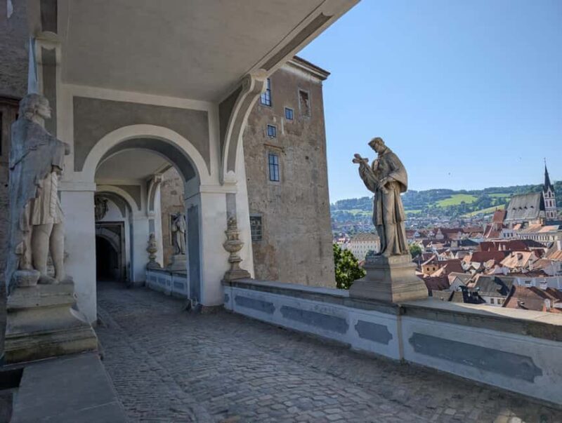 Prague: eský Krumlov & Bohemian Village Day Trip with Lunch - Authentic Traveler Insights