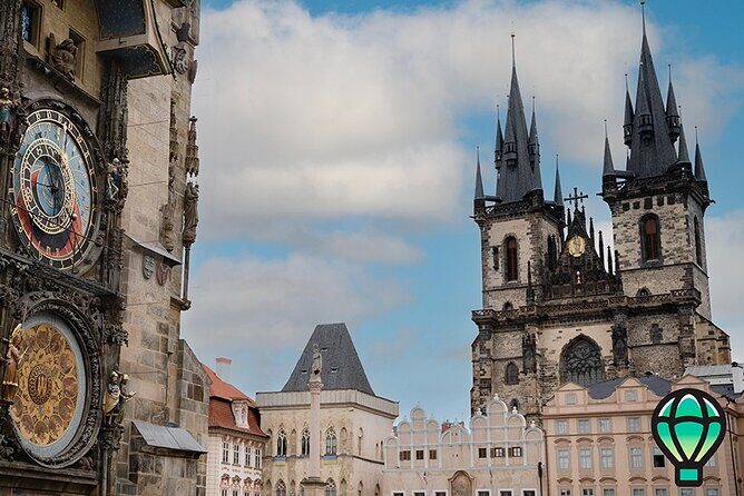 Prague Essential Tour Old Town and Jewish Quarter - Exploring the Heart of Prague: An In-Depth Look