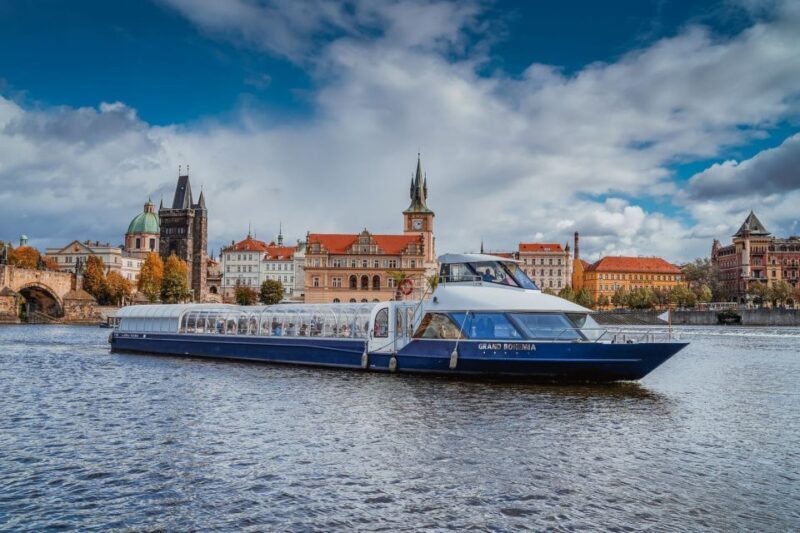 Prague: Evening Vltava River Eco Cruise with Prosecco - An In-Depth Look at the Prague Vltava River Eco Cruise