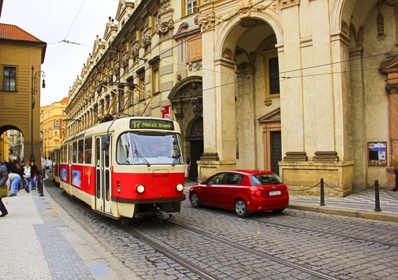 Prague: Full-Day Tour with Lunch and River Boat Cruise - A Full Breakdown of the Tour Experience