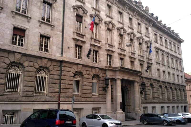 Prague: Gestapo Headquarters Tour in Spanish - Introduction