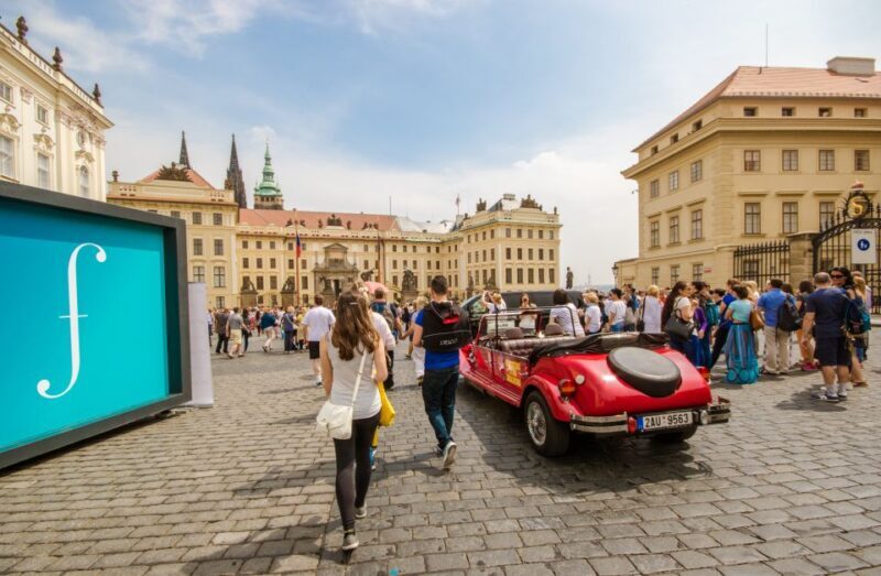 Prague: Guided Bus & Walking Tour with River Cruise & Lunch - Practical Aspects and Logistics