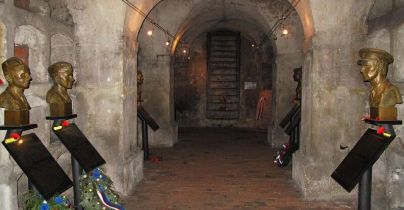 Prague: Guided Operation Anthropoid Tour with Lidice - FAQs