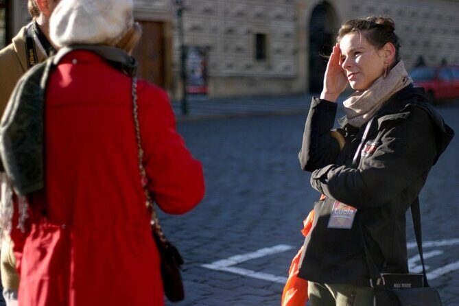 Prague Highlights Guided Tour with Lunch, Boat Trip and Pickup - Authentic Experiences Based on Reviews