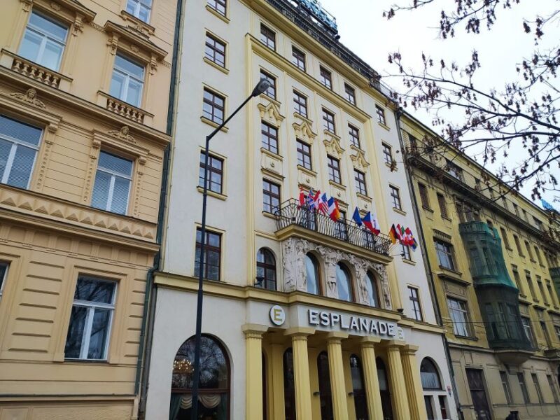 Prague: Historical Walking Tour with Focus on World War 2 - Practical Tips for Participants