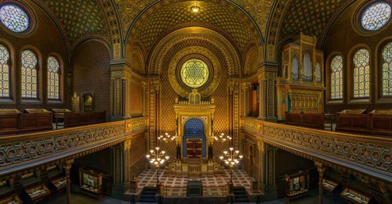 Prague Jewish Quarter Tour in French with Monuments Entrance - Frequently Asked Questions