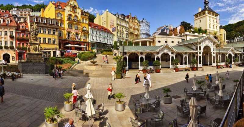 Prague: Karlovy Vary Day Trip with Watchtower and Funicular - Key Points