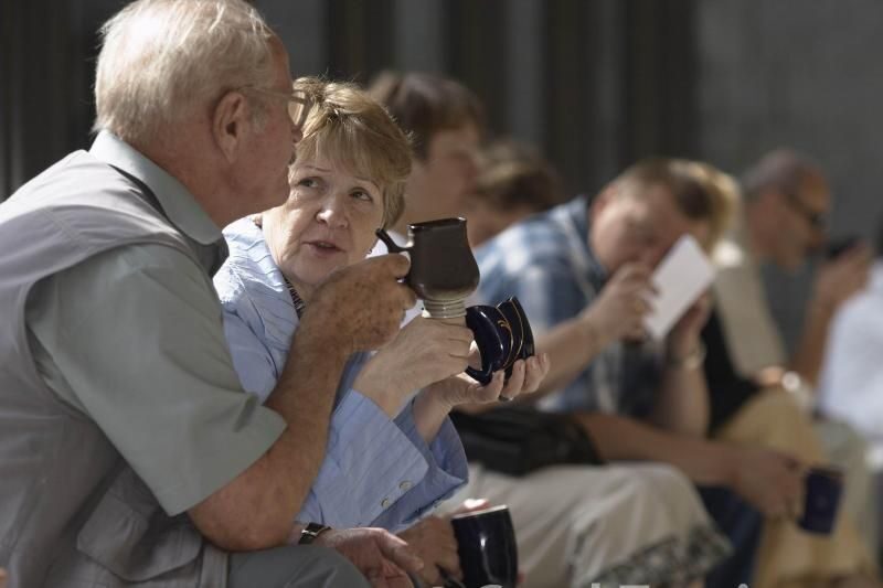 Prague: Karlovy Vary Tour with Lunch and Moser Museum Visit - Who Would Love This Tour?
