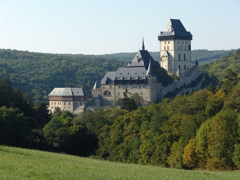 Prague: Karltejn Castle Guided Tour with Entry Ticket - FAQ