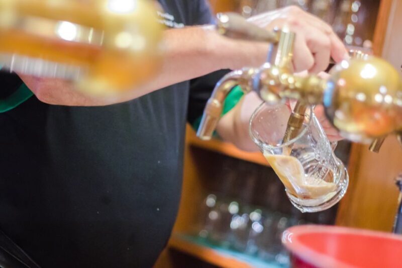 Prague: Legendary Beer Tour with Dinner - Key Points