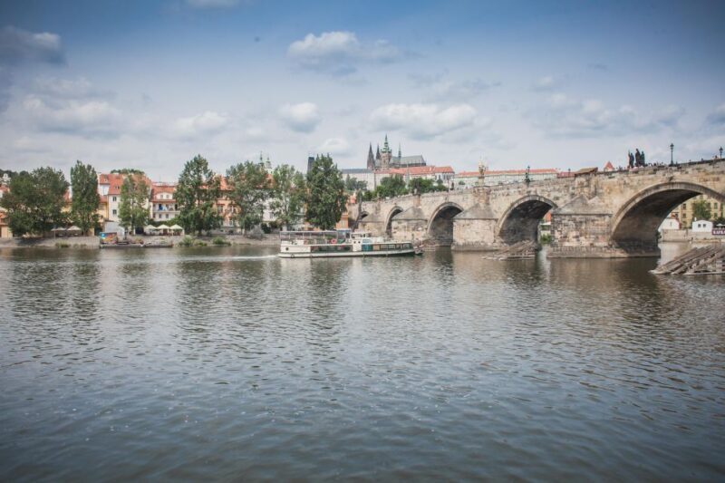 Prague: Lunch Cruise on Vltava River with open Buffet - FAQ