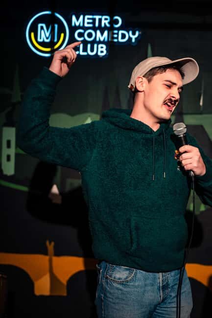 Prague: Monday Stand-Up Comedy in English - Key Points