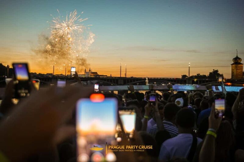 Prague: New Year's VIP Boat Party + EPIC Club - FAQs