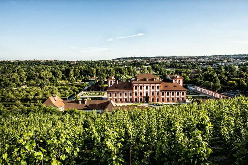 Prague: Official City Pass with Public Transport - FAQ